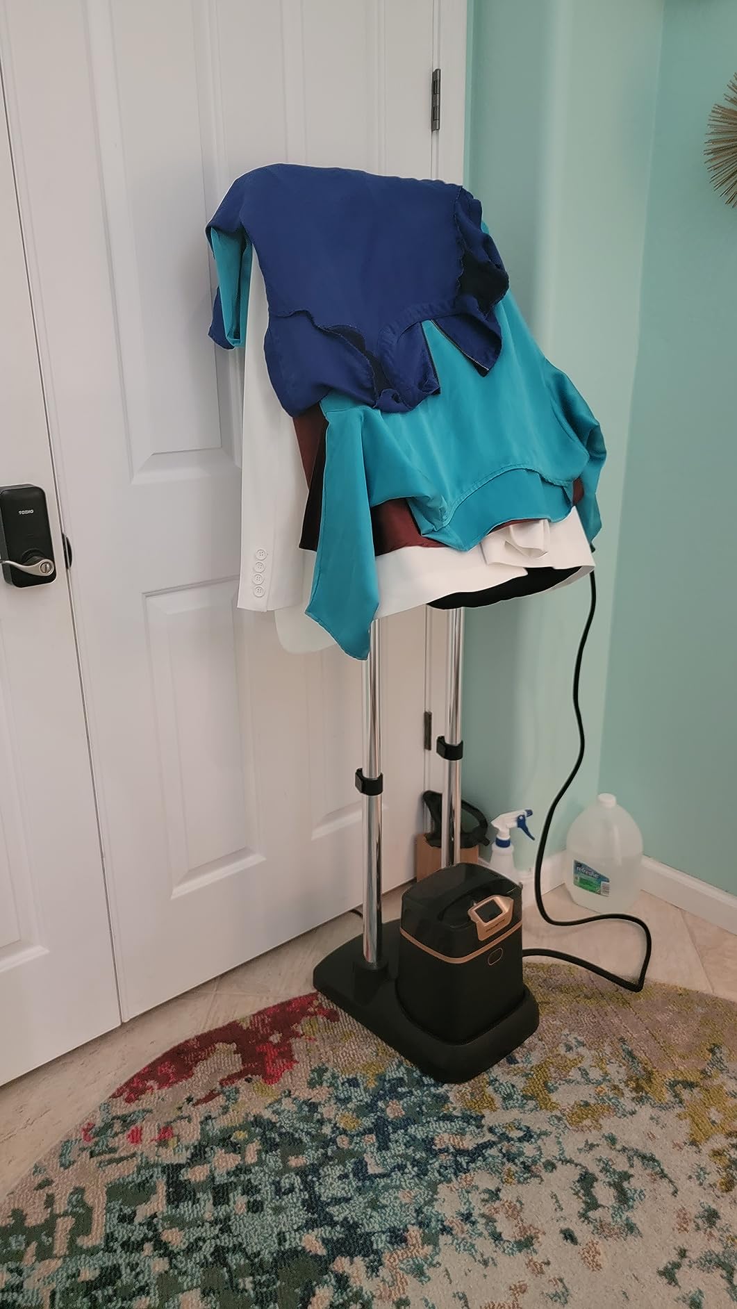 Rowenta IXEO Steamer for Clothes with Ironing Board, 65 Inches, 45 Second Heat-up, 1L Capacity, 1500W, Adjustable QR1410 customer photo 1
