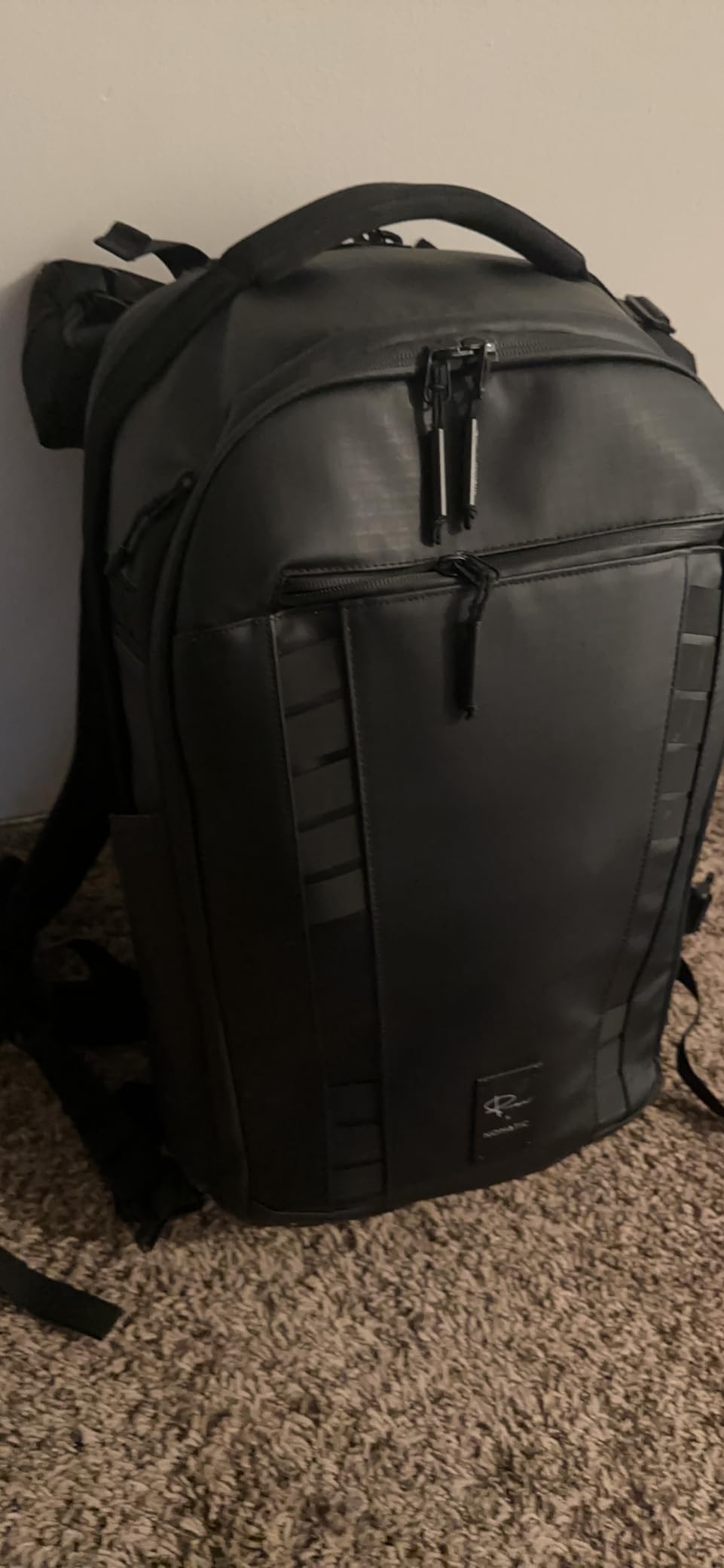 NOMATIC McKinnon Camera Pack - Travel Camera Bag by Peter McKinnon for Photographers, DSLR Camera Backpack for Men and Women customer photo 2