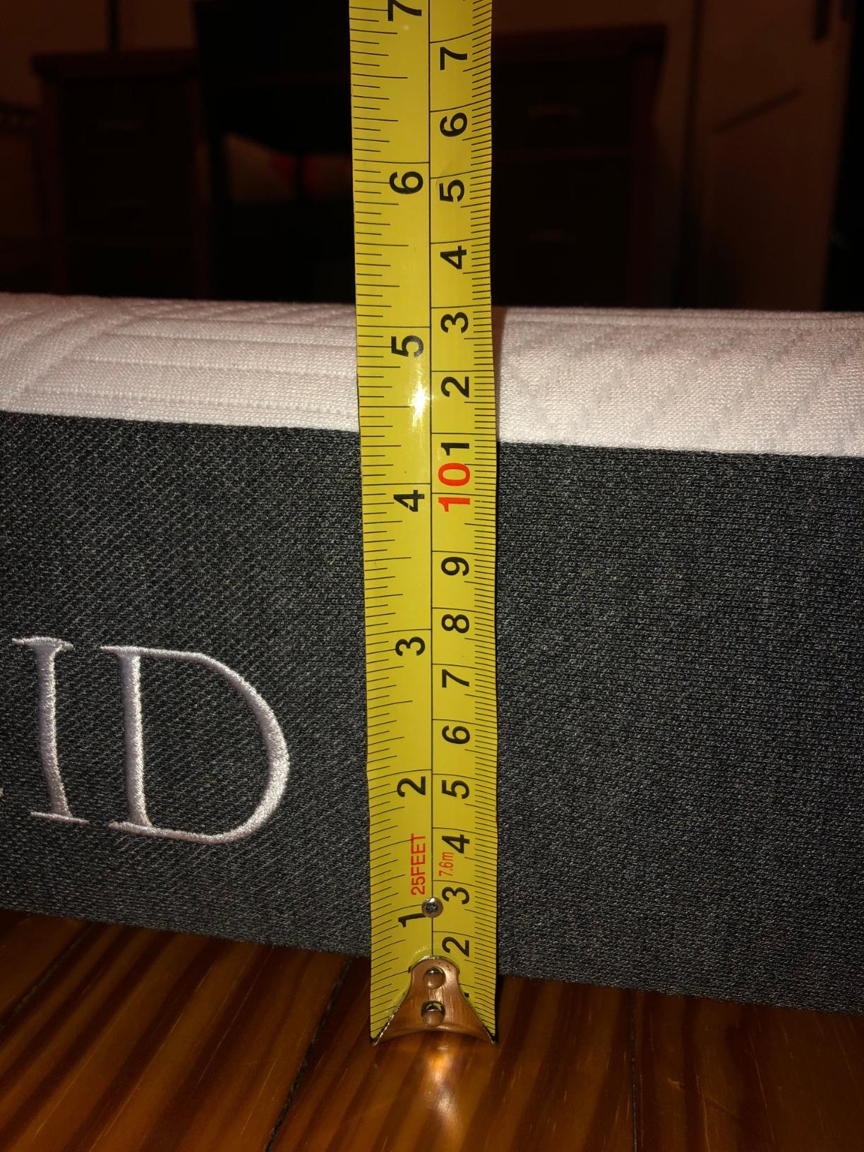 Lucid 10 Inch Memory Foam Mattress - Firm Feel - Infused with Refreshing Bamboo Charcoal and Cooling Gel - Bed in a Box - Temperature Regulating - Pressure Relief - Breathable - Queen Size customer photo 2