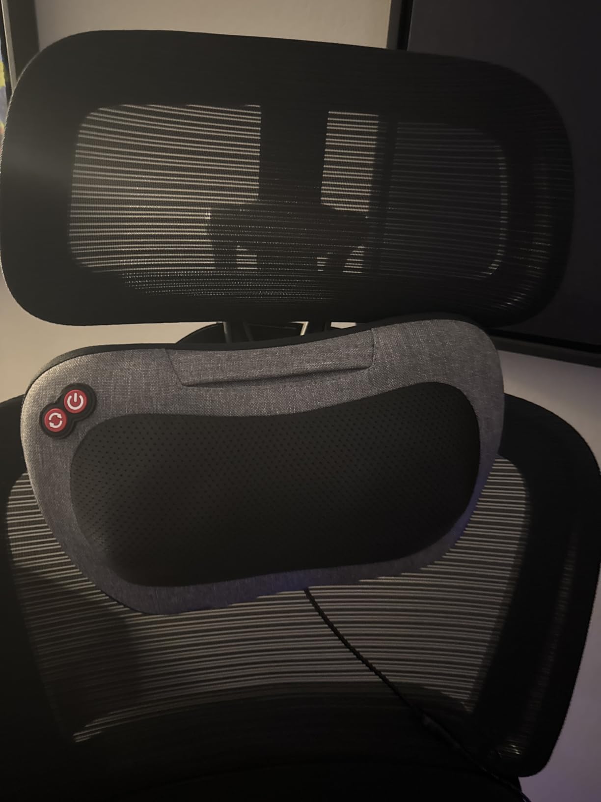 VIKTOR JURGEN Fathers Day Dad Gifts, Shiatsu Back Massager with Heat - Deep Tissue Massage for Neck, Shoulder, Back Pain Relief, Electric Kneading 3D Massage Pillow Gifts for Men Women Mom, Christmas customer photo 2