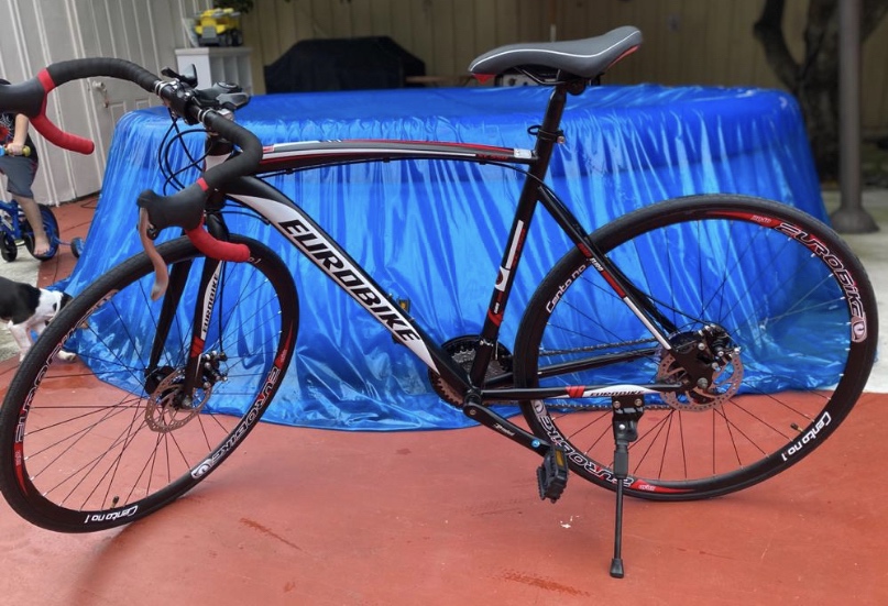 Eurobike HY XC550 Road Bike, 21 Speed Road Bicycle for Adults Men and Women, Disc Brake 700C Race Bike for Beginner to Intermediate Bicycle Riders customer photo 1