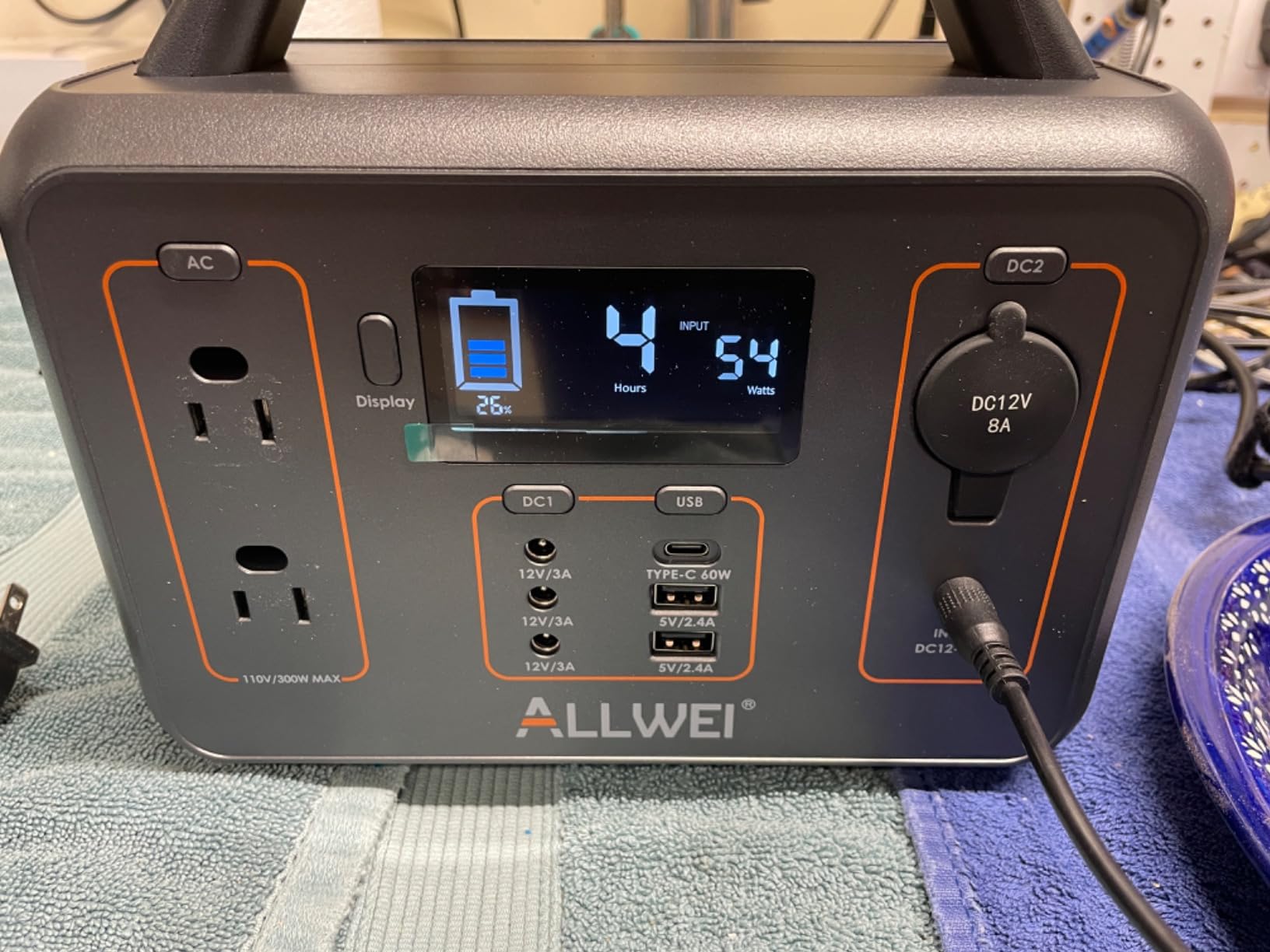 ALLWEI Portable Power Station 300W, 256Wh Solar Generator with 110V Pure Sine Wave AC Outlet, 6 Output Ports, Backup LiFePO4 Battery Generator for Camping Outdoor Emergency Home (Solar Panel Optional) customer photo 1