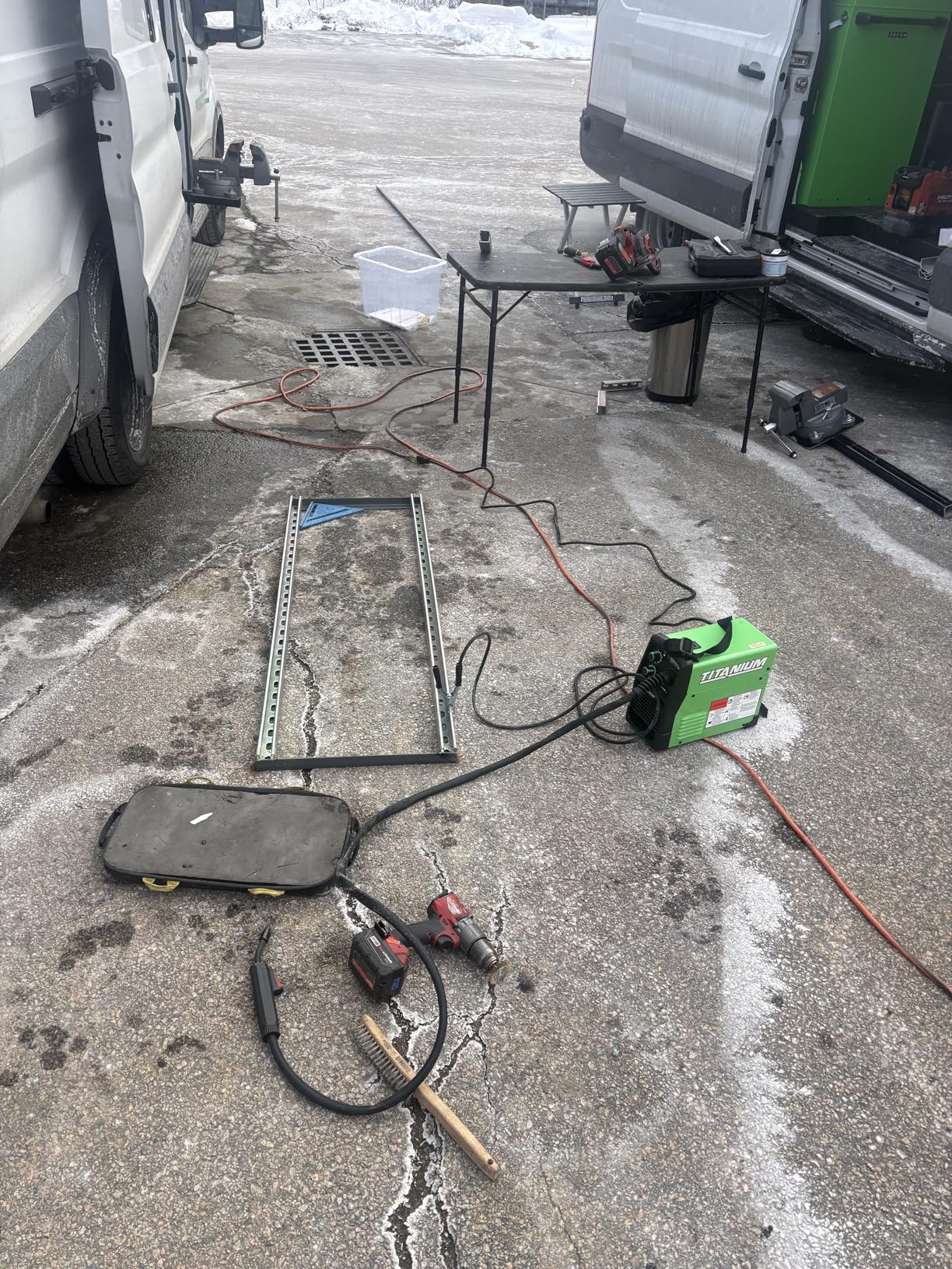 Harbor Freight Titanium Easy-Flux 125 Amp Welder Green customer photo 1