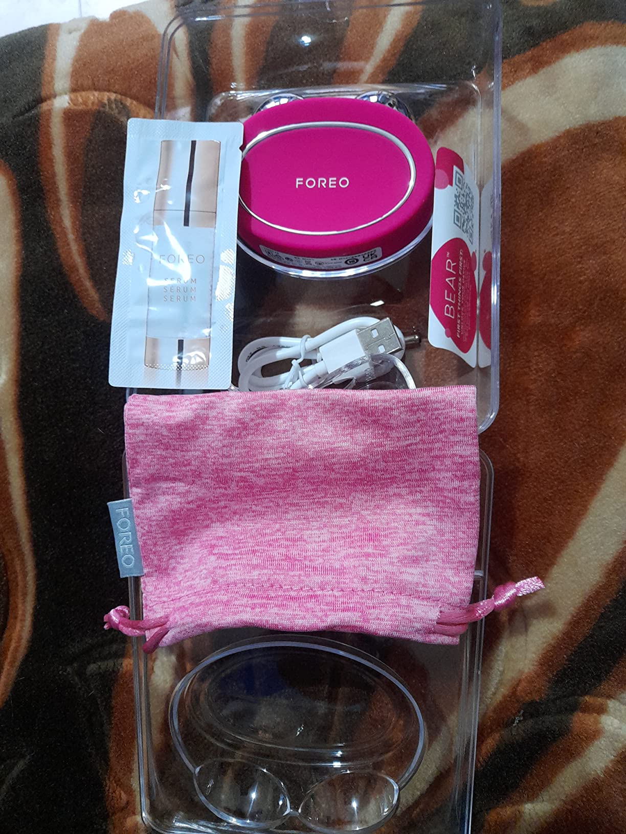FOREO BEAR Mini Microcurrent Facial Device - Face Sculpting Tool - Firm & Contour - Reduce Double Chin - Non-Invasive - Increases Absorption of Facial Skin Care Products - Pearl Pink customer photo 1