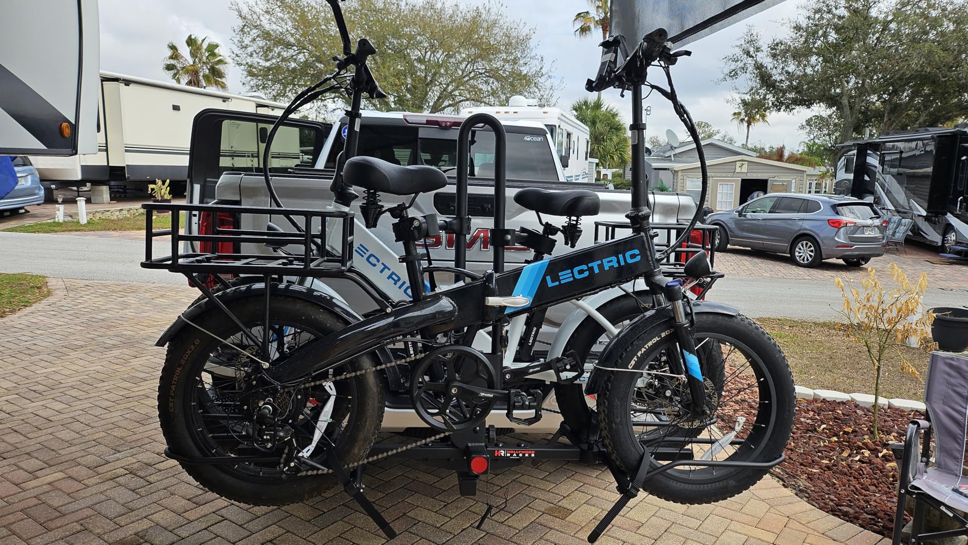 Hollywood Racks RV Rider Hitch Bike Rack for 2 E-Bikes up to 80 lbs Each customer photo 1