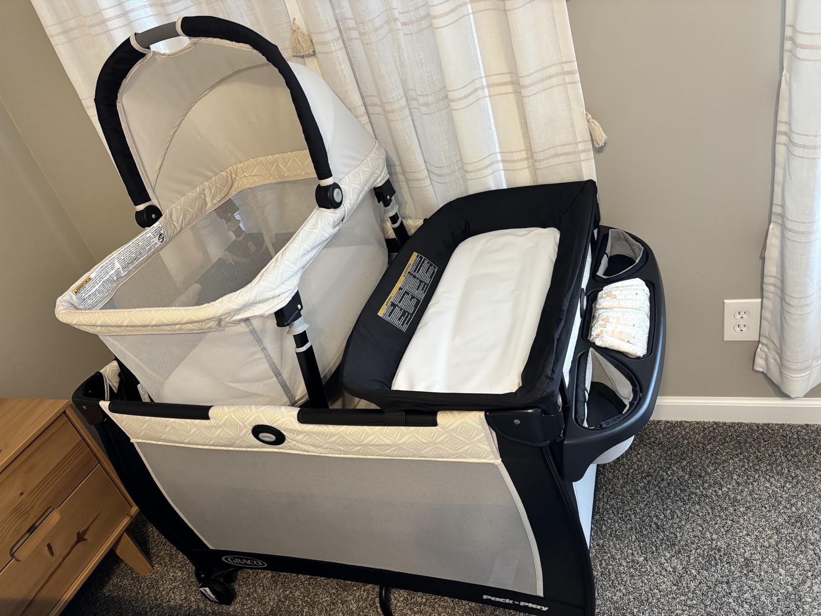 Graco Pack 'n Play Day2Dream Travel Bassinet Playard customer photo 2