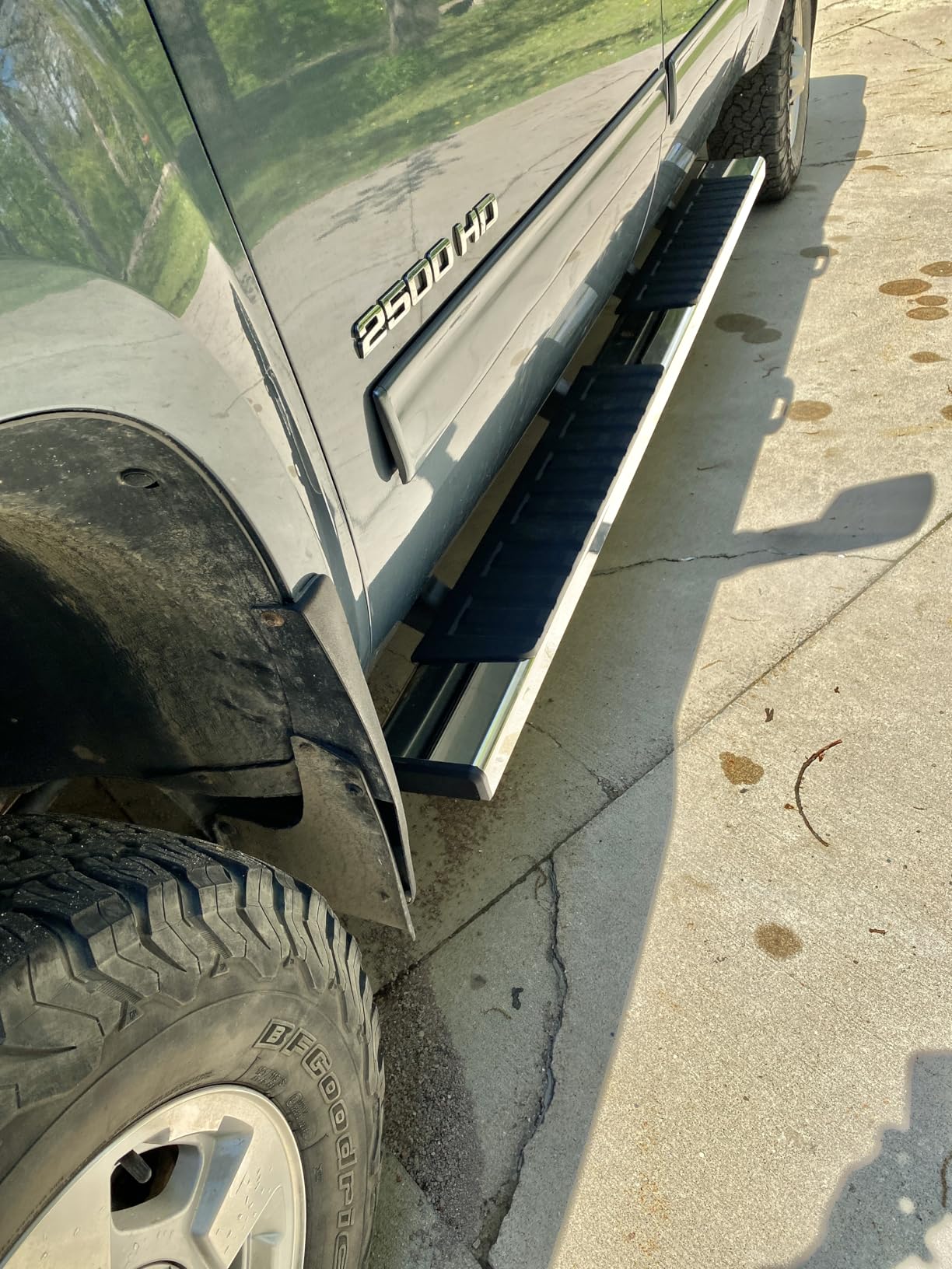 COMNOVA 6 Inches Running Boards& Steps Step Bars Compatible with 2019-2026 Chevy Silverado 1500, 2020-2026 Silverado/Sierra 2500HD 3500HD Crew Cab, A Pair Running Boards for Silverado Crew cab. customer photo 1