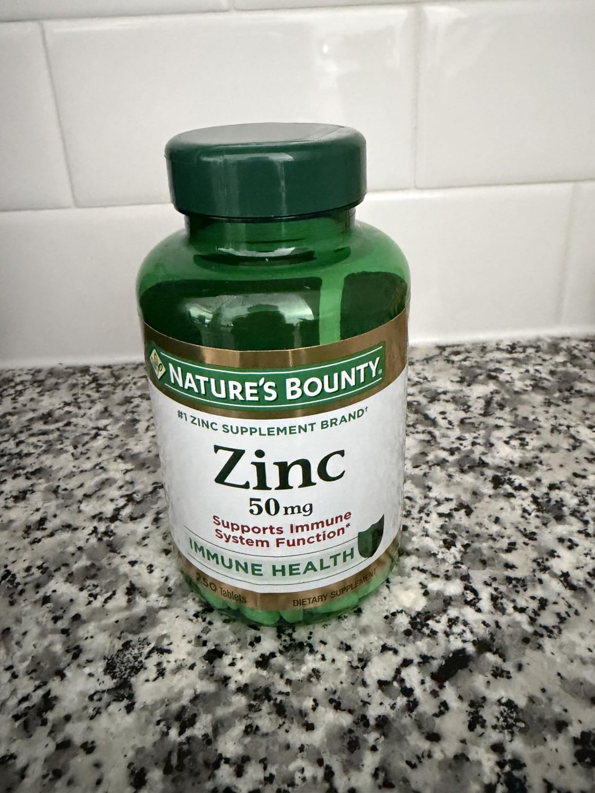 Nature's Bounty Zinc 50mg, Immune Support & Antioxidant Supplement, Promotes Skin Health, 1 Caplet Per Day, Gluten Free, 250 Vegetarian Caplets customer photo 1