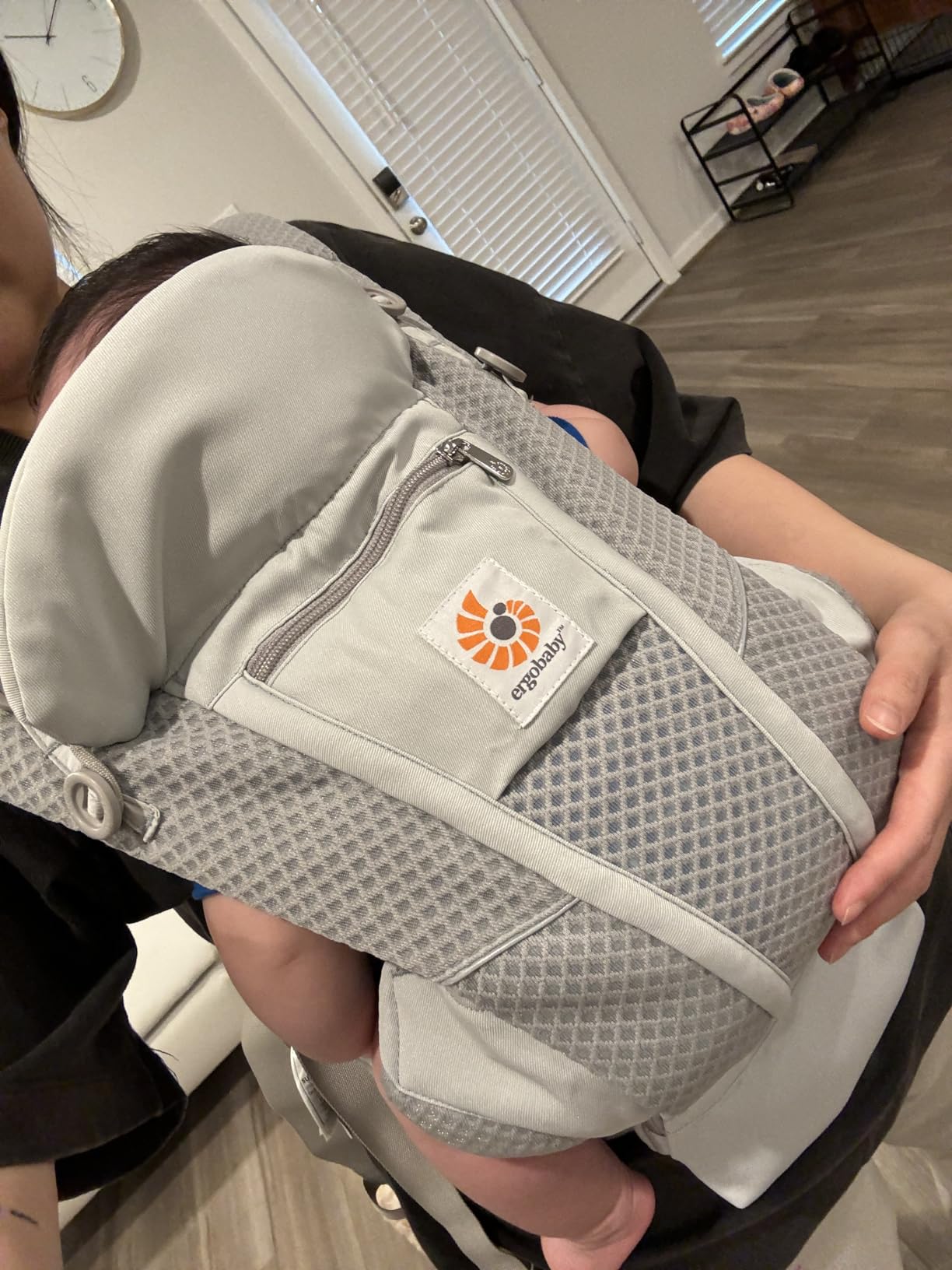Ergobaby All Carry Positions Breathable Mesh Baby Carrier with Enhanced Lumbar Support & Airflow (7-45 Lb), Omni Breeze, Pearl Grey customer photo 2