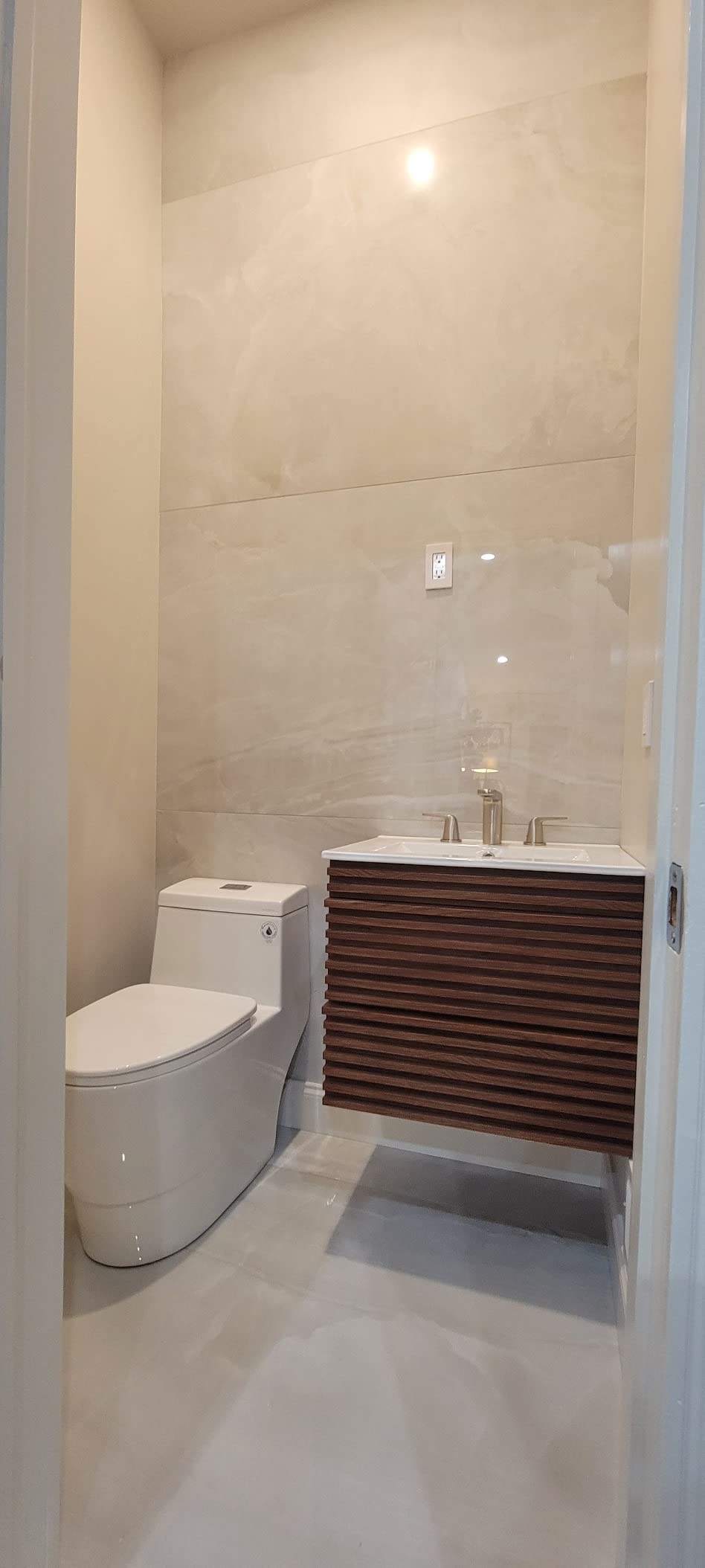 WOODBRIDGEE One Piece Toilet with Soft Closing Seat, Chair Height, 1.28 GPF Dual, Water Sensed, 1000 Gram MaP Flushing Score Toilet with Chrome Button T0001-CH, White customer photo 1