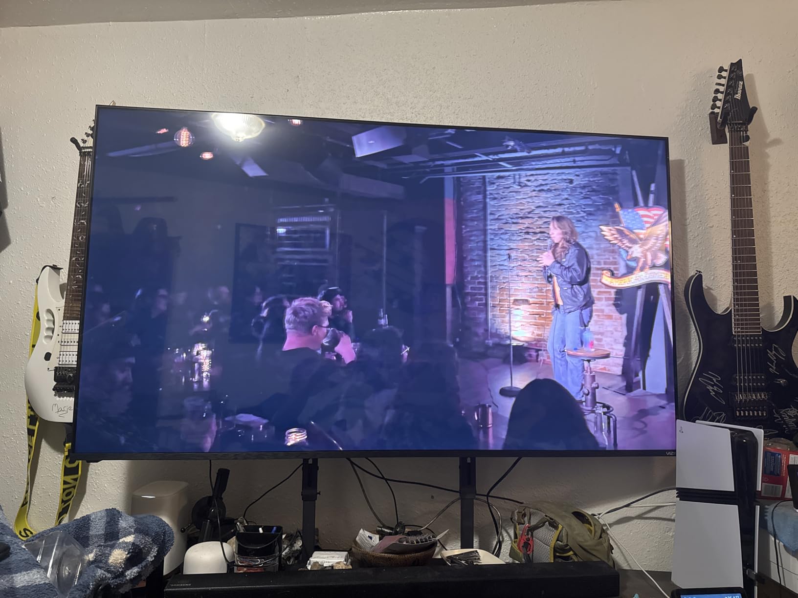 VIZIO 55-Inch M-Series 4K QLED HDR Smart TV with Voice Remote, Dolby Vision, HDR10+, Alexa Compatibility, VRR with AMD FreeSync, M55Q6-J01, 2022 Model customer photo 1