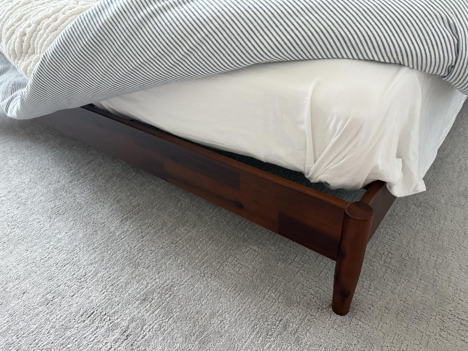 Zinus Allen Mid Century Wood Platform Bed Frame, Solid Wood Foundation, Wood Slat Support, No Box Spring Needed, Easy Assembly, Queen customer photo 1