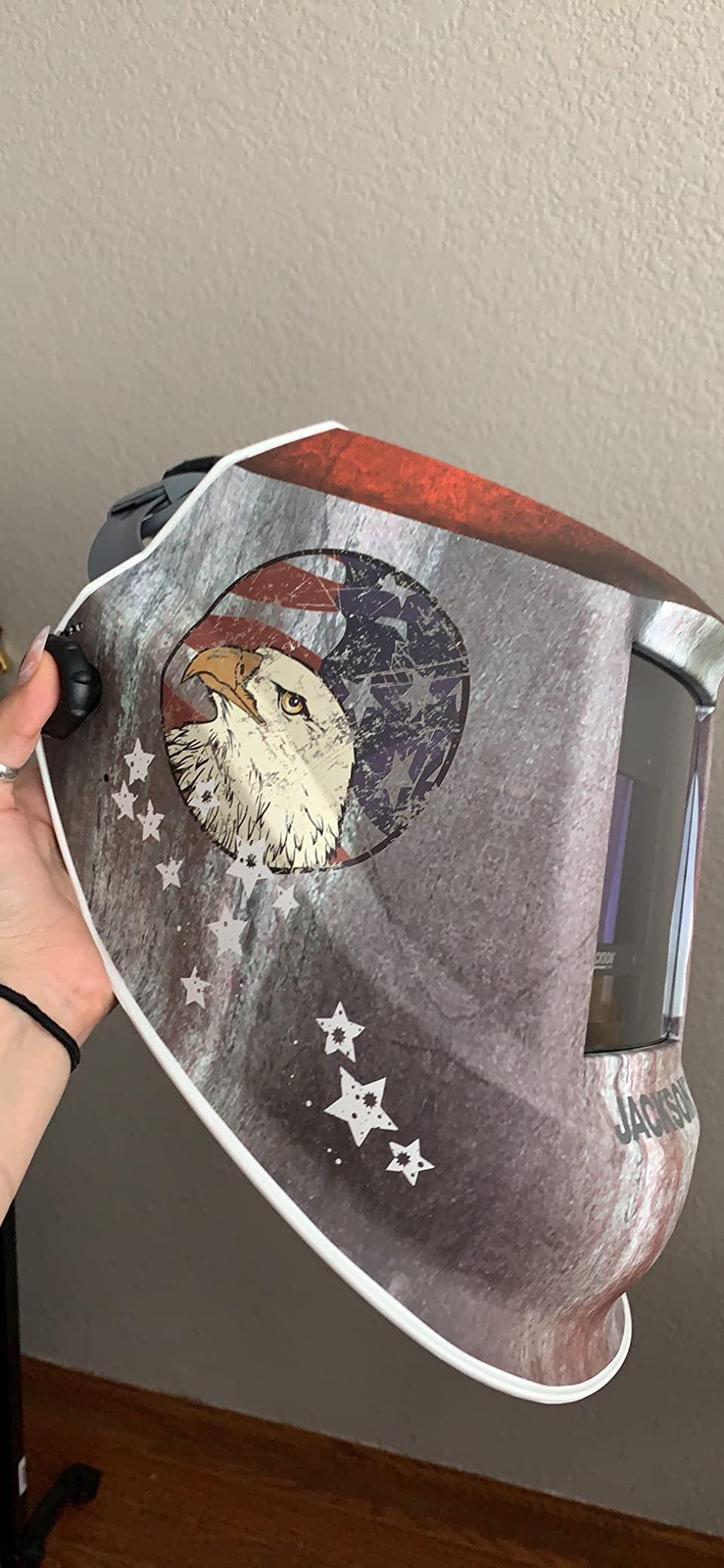 Jackson Safety Premium Graphic Welding Hood with ADF - Ultra Lightweight Auto Darkening Welding Helmet - ANSI Z87.1 customer photo 2