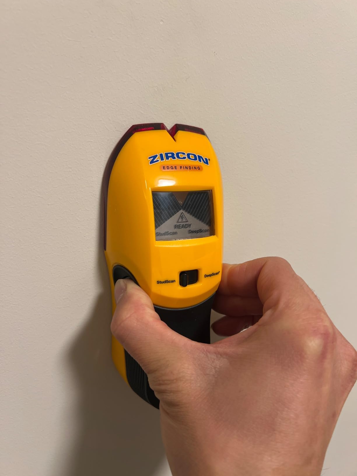 Zircon StudSensor A100 Edge Finding Stud Finder Wall Scanner customer photo 1