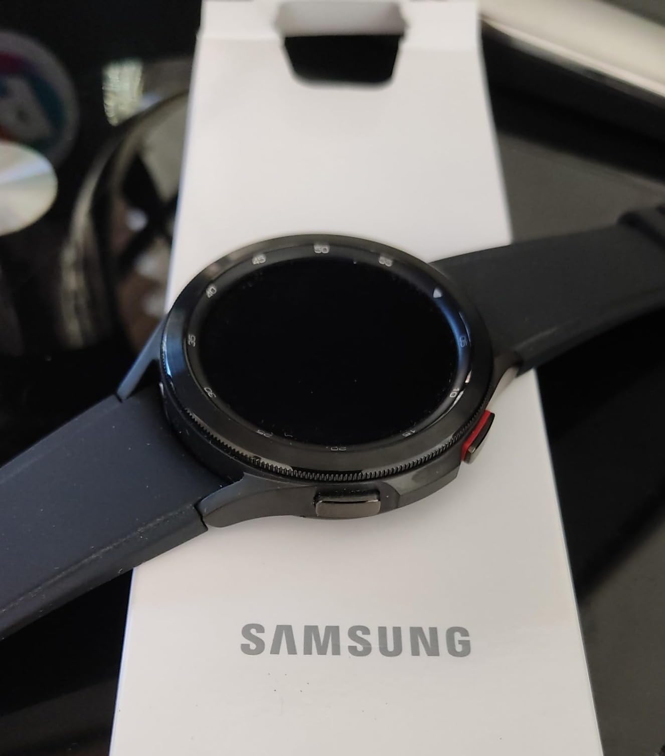 Galaxy Watch 4 Classic R890 46mm Smartwatch GPS WiFi (International Model) (Black) customer photo 2