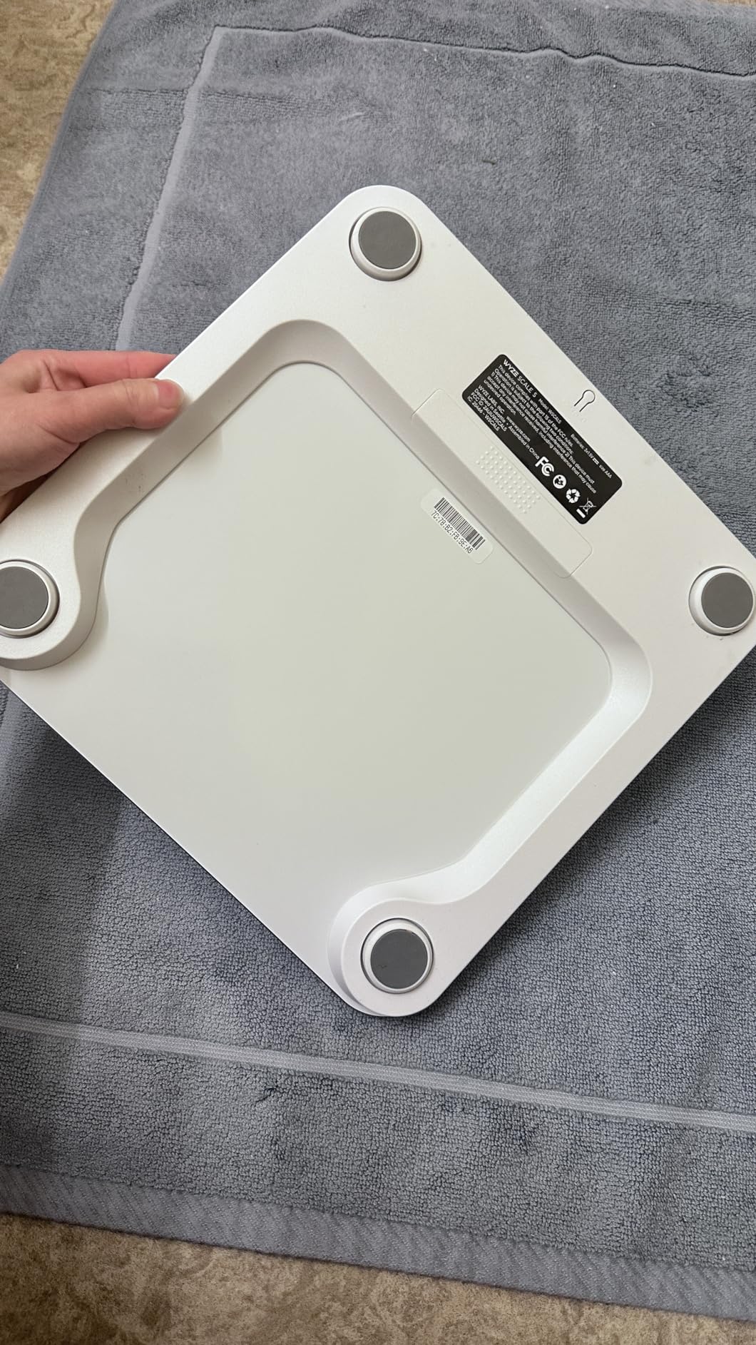 Wyze Scale S, Scale for Body Weight, Digital Bathroom Scale for Body Fat, BMI, Muscle, Heart Rate, Body Composition Analyzer with App, Batteries Included, Bluetooth, 400 lb, Black customer photo 2