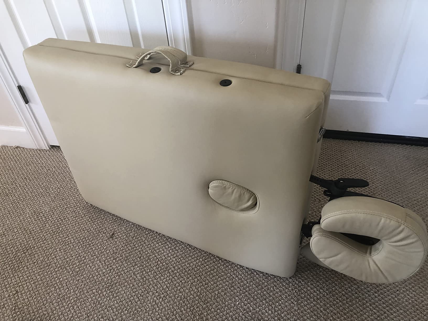 Saloniture Professional Portable Folding Massage Table with Carrying Case - Light Gray customer photo 1