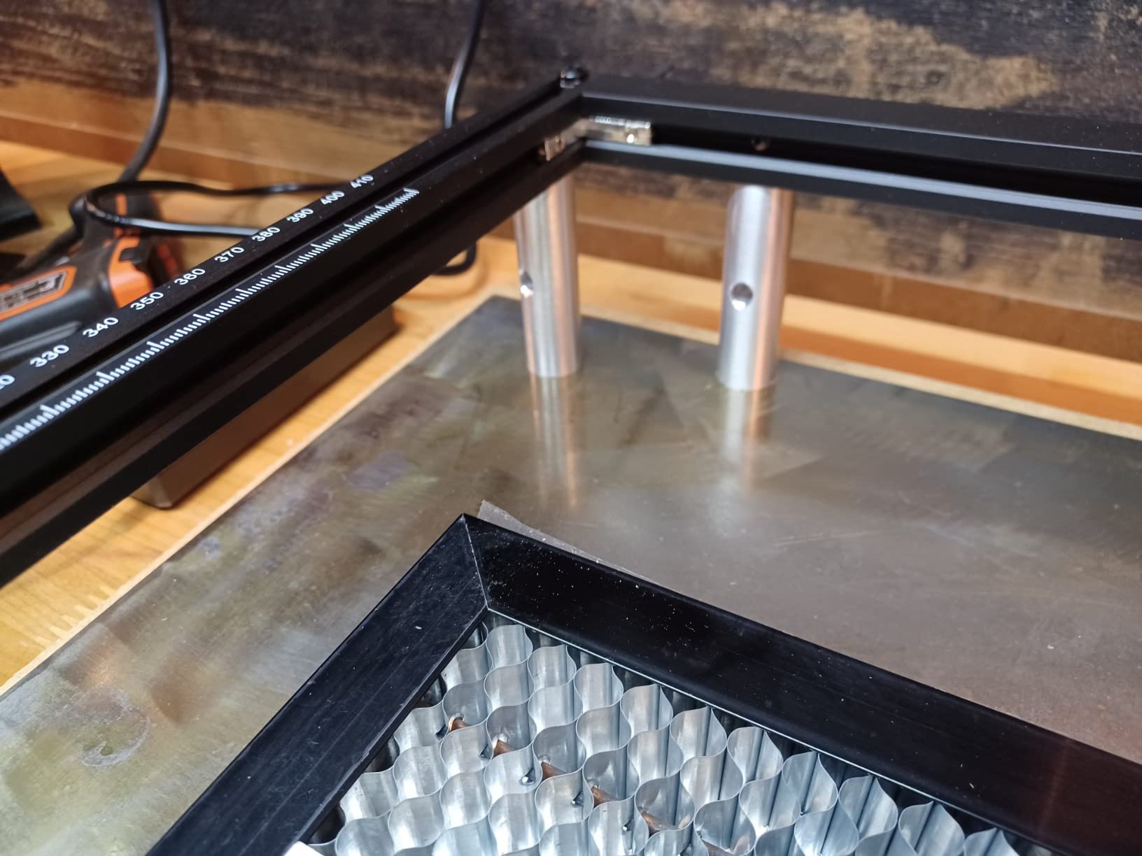 LONGER RAY5 Laser Engraver, Fully Upgraded with 10W Output, a 3.5-inch Color Touchscreen, and app-Based Offline Control; Ideal for Engraving Metal, Glass, and Wood. Working Area: 400x400 mm customer photo 2