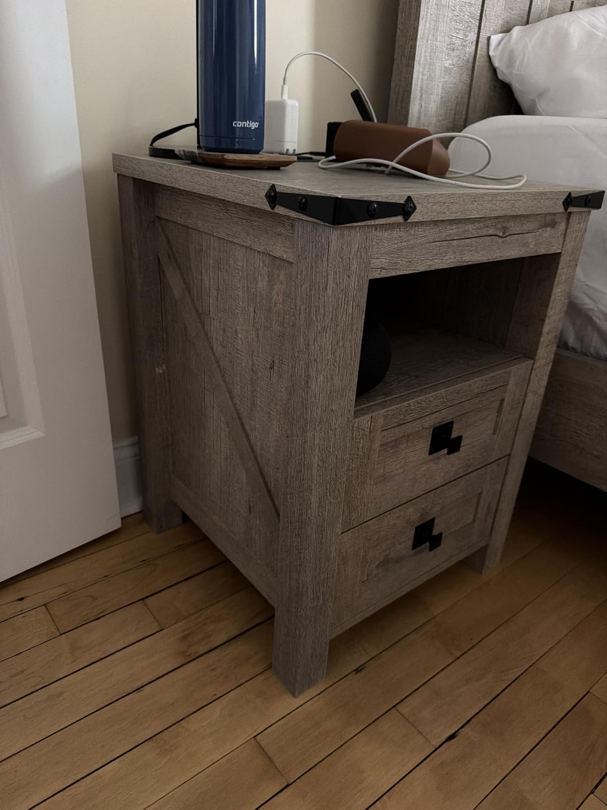 T4TREAM Nightstand with Charging Station, Farmhouse Design, Wood Rustic, Reclaimed Barnwood customer photo 1