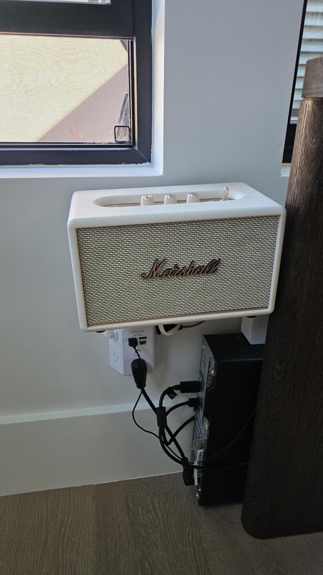 Marshall Acton III Bluetooth Home Speaker, Black customer photo 1
