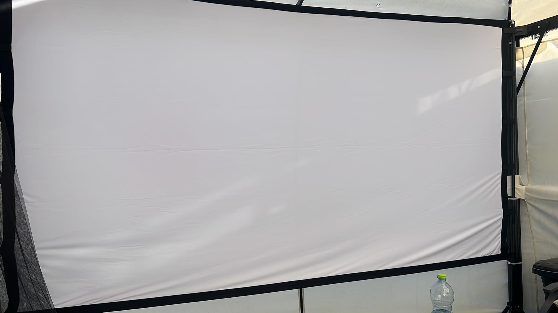 Towond 120 inch Projector Screen with Stand, 4K HD 16:9 Foldable Anti-Crease Indoor Outdoor Movie Screen, Portable Projection Screen for Backyard Theater, Camping, and Office Presentations customer photo 2