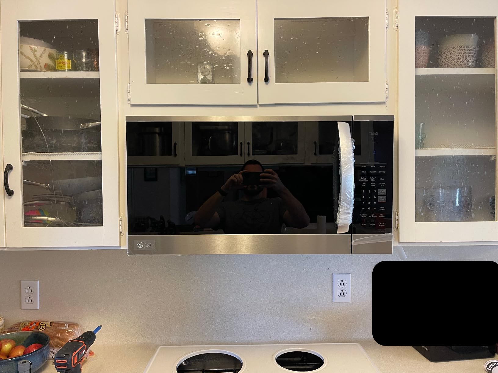 1.8 cu. ft. 30 in. W Smart Over The Range Microwave Oven with EasyClean in PrintProof Stainless Steel 1000-Watt customer photo 1