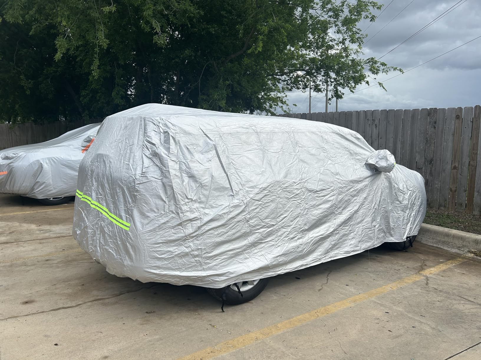 Full Car Cover Universal 6 Layers Outdoor Thicked All Weather Cover, Sunshield, Waterproof, Snow Proof, UV Proof, Scratch Proof, Bird Droppings, 6 Reflective Strips, Fits SUVs up 181-190 inches customer photo 1