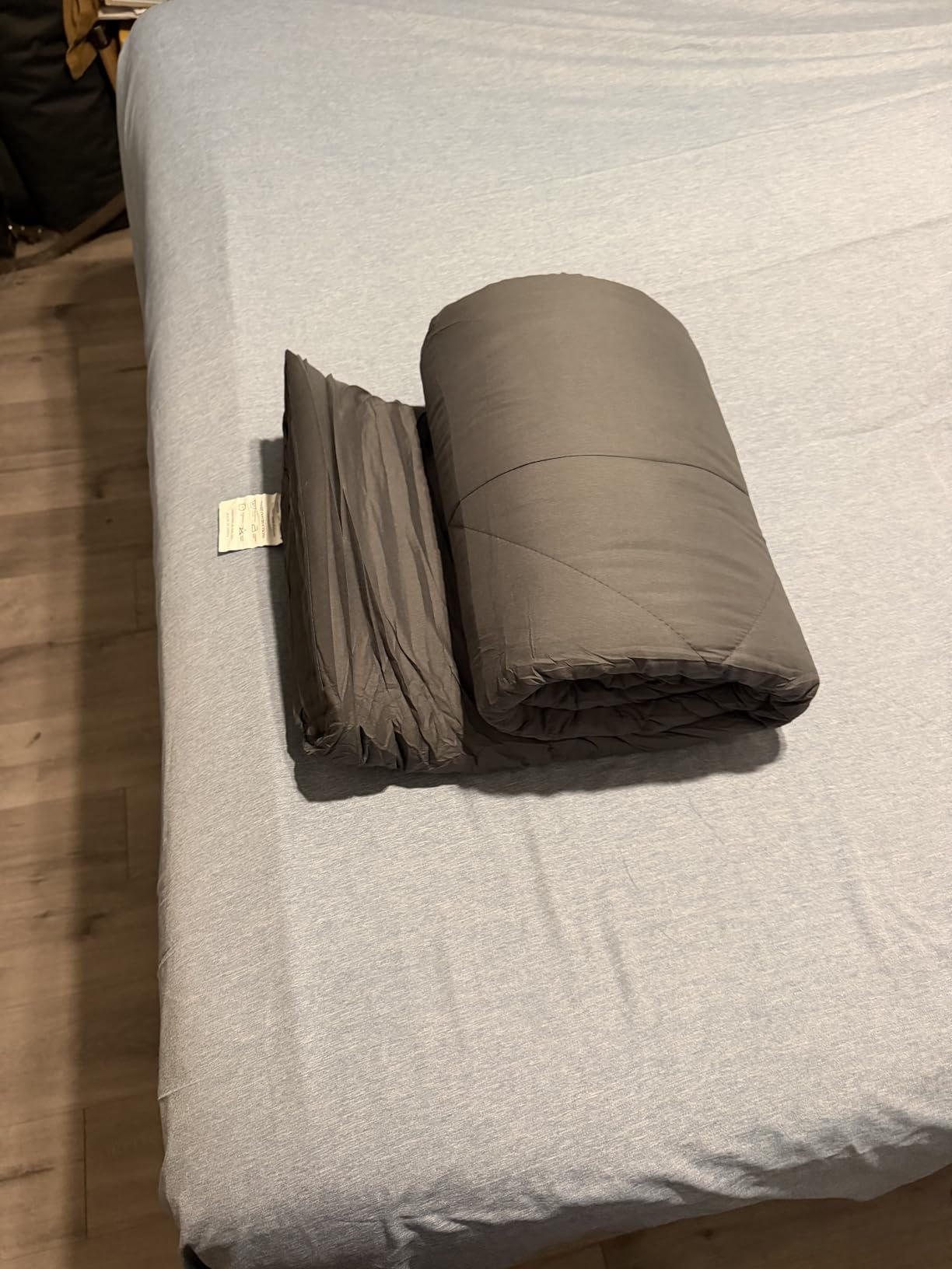 HEVUMYI 7 Pieces Queen Comforter Set, All Season Reversible Bed in a Bag, Ultra Soft Queen Bedding Set with Grey Comforter, Flat Sheet, Fitted Sheet, Pillowcases, Pillow Shams, Dark Grey customer photo 2