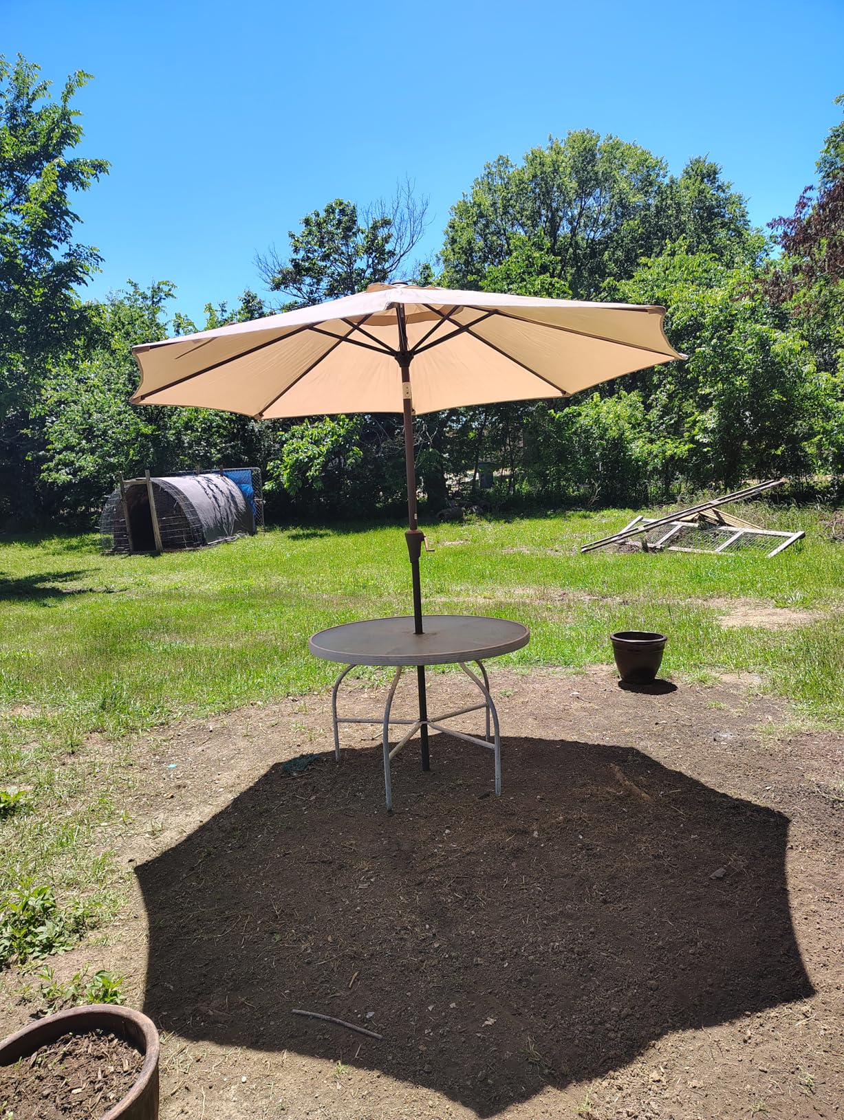 JEAREY 9FT Outdoor Patio Umbrella Outdoor Table Umbrella with Push Button Tilt and Crank, Market Umbrella 8 Sturdy Ribs UV Protection Waterproof for Garden, Deck, Backyard, Pool (Peacock Blue) customer photo 1