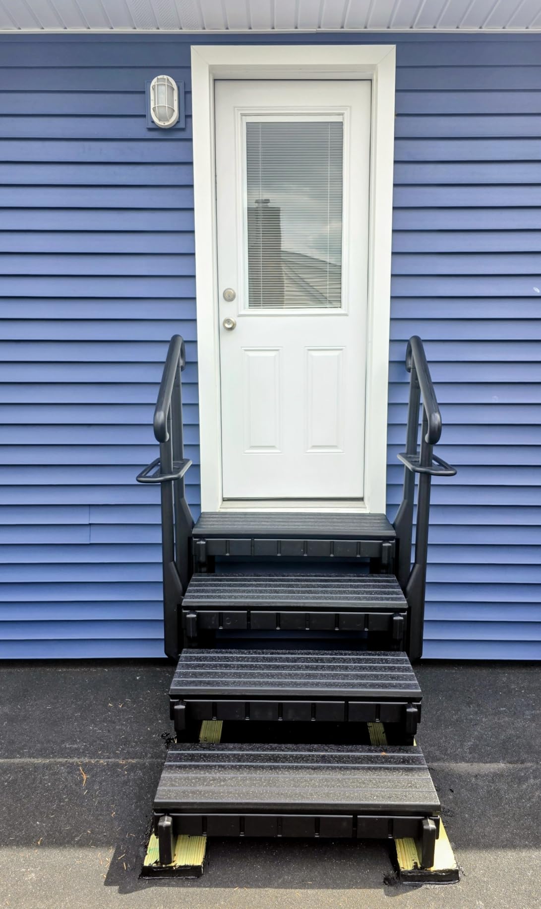 Confer Plastics 4 Step Signature Spa Steps (Deep Grey) customer photo 1