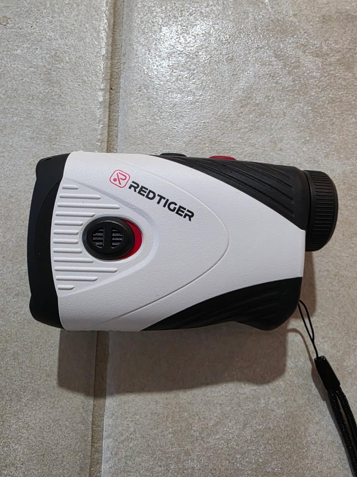 REDTIGER Golf Rangefinder with Slope Switch, 1200 Yards Range Finder Golfing, 7X Magnification, Flag Pole Locking Vibration, Rechargeable Range Finders with Magnet Stripe, GolfVue Series 1 customer photo 1