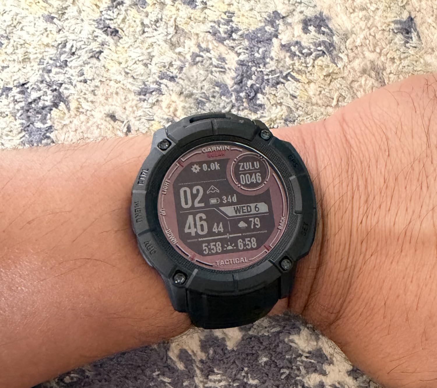 Instinct 2X Solar, Rugged GPS Smartwatch, Built-in Flashlight, Solar Charging Capability, Multi-Band GNSS, Graphite customer photo 2