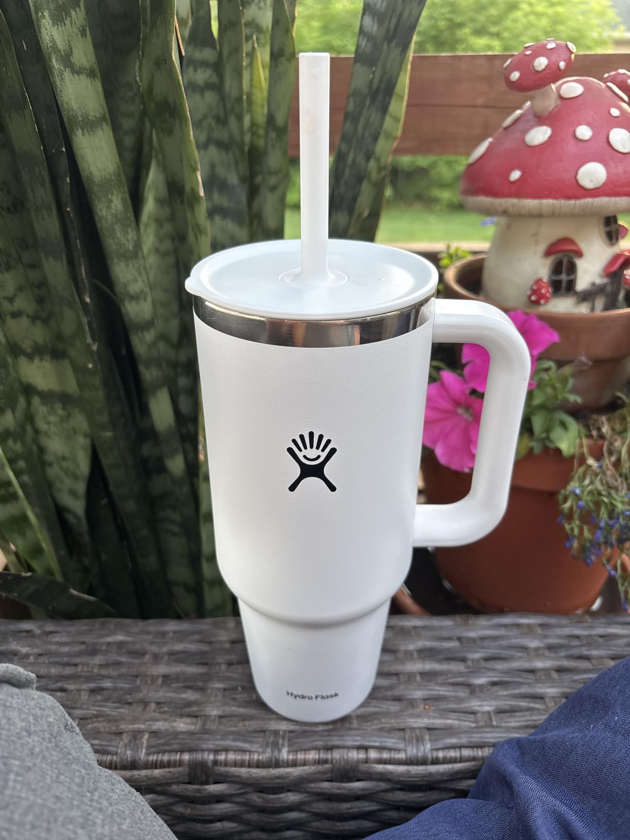 Hydro Flask Travel Tumbler with Handle, Lid and Straw - Insulated Stainless Steel in 40 Oz Trillium customer photo 1