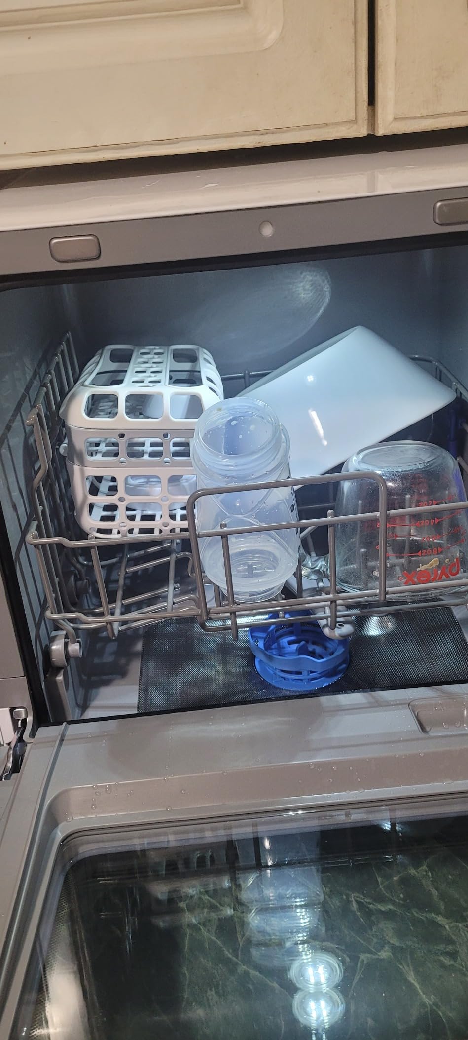 COMFEE' Portable Dishwasher Countertop with 5L Built-in Water Tank, No Hookup Needed, 6 Programs, 360° Dual Spray, 192℉ High-Temp& Air-Dry Function, Mini Dishwasher for RVs, White customer photo 1