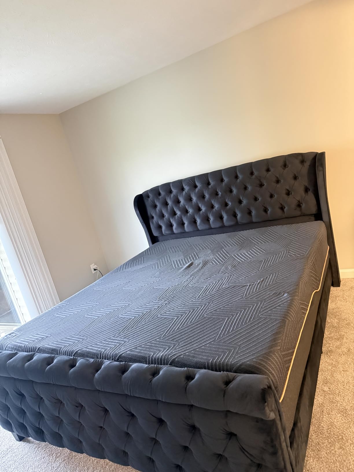 MLILY EGOHOME 14'' Hybrid Queen Mattress, Memory Foam Pocket Spring Mattress with Cooling Cover, Bed in a Box, CertiPUR-US Certified, Targeted Support Pressure Relief, 60''x80''x14'' Black customer photo 2