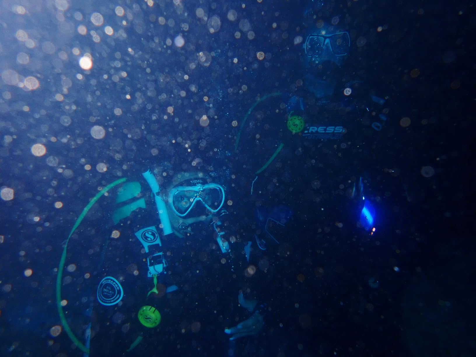 Tidal Mask - Advanced Anti Fog Diving Mask for Scuba Diving, Snorkeling, Free Diving & Swimming. Wide-Angle Tempered Glass Single Lens. customer photo 2