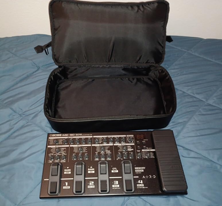 BOSS ME-90 Guitar Multi-Effects Processor with 11 Onboard AIRD Amp Models, 60 Effects, 8 Multi-Function Footswitches & Expression Pedal customer photo 1