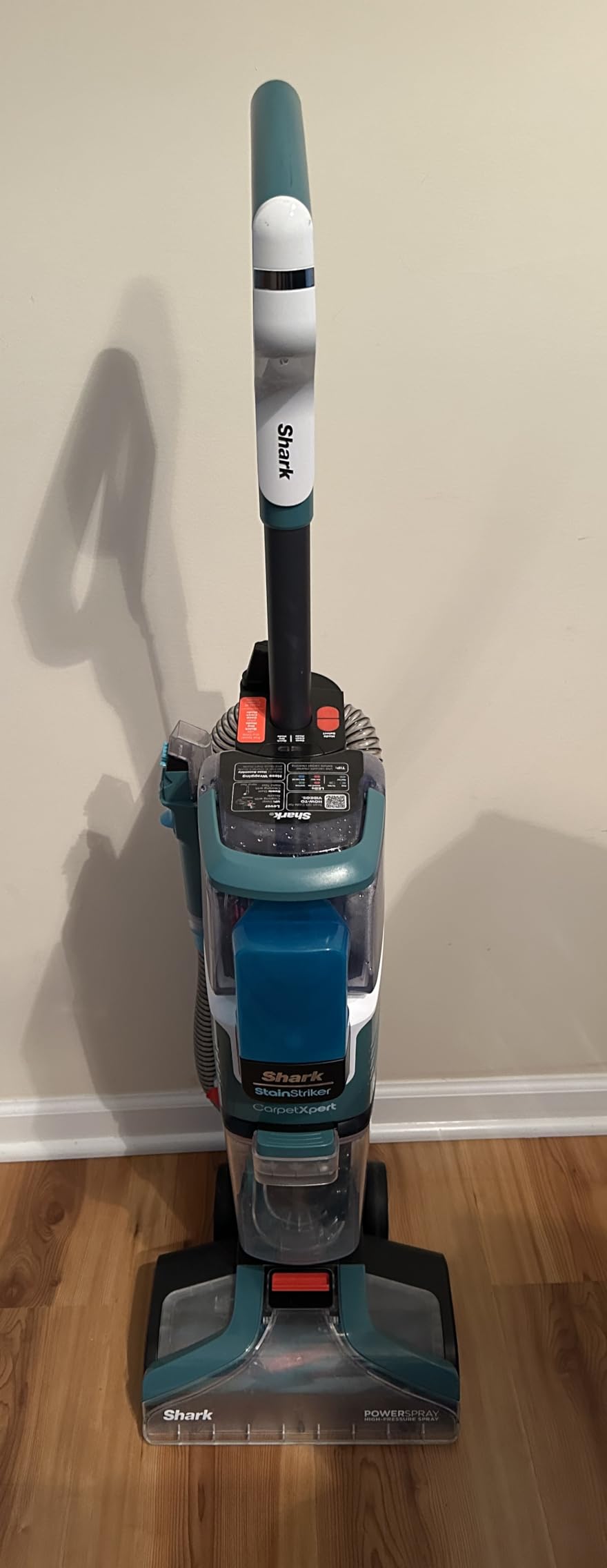 Shark CarpetXpert | Upright Carpet, Area Rug & Upholstery Cleaner | Carpet Shampooer with StainStriker Handheld Tough Stain Eliminator | Removes Tough Stains & Odors | 3 Cleaning Tools | White | EX201 customer photo 1
