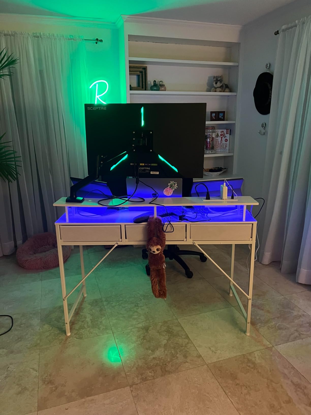 Sceptre 32-inch 4K UHD 3840 x 2160 Monitor DisplayPort x2 HDMI x2 99% sRGB Build-in Speakers, Machine Black 2026 (U325W-UPT Series) customer photo 2