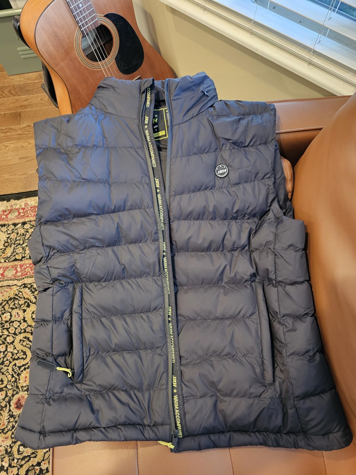 JRH Men's Heated Vest with Retractable Hood, Lightweight Heated Vest for Men and Women with 10000mAh Battery Pack Included customer photo 2