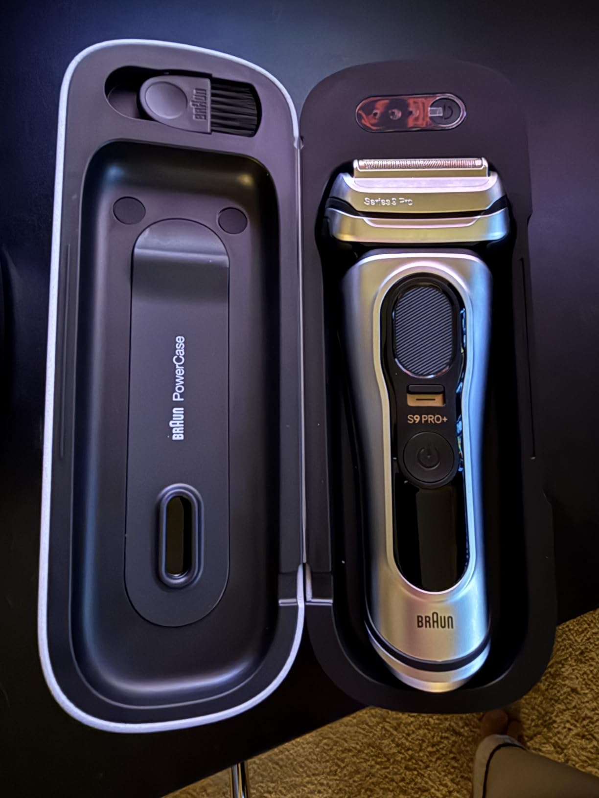 Braun Series 9 PRO+ 9577cc Electric Razor for Men, 5 Pro Shave Elements & Precision Long Hair Trimmer, 6in1 SmartCare Center, PowerCase for Mobile Charging, Wet & Dry, 60min Battery Runtime customer photo 2