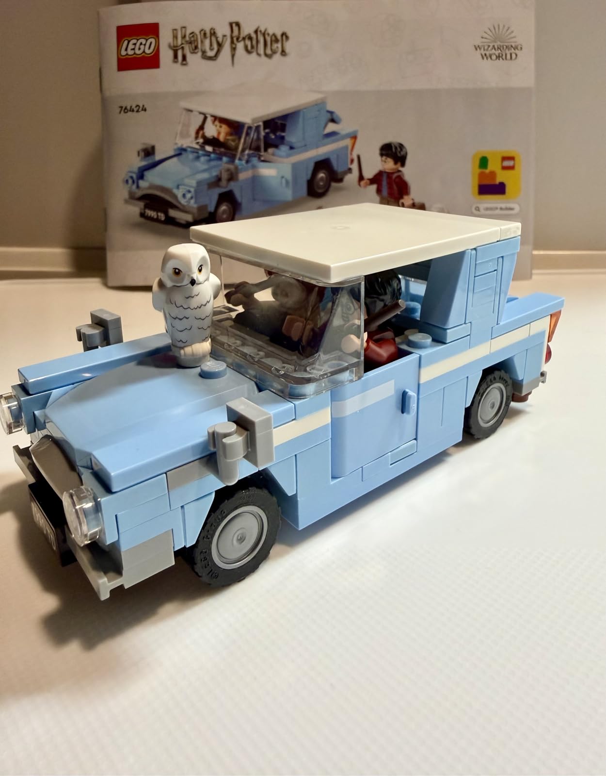 LEGO Harry Potter Flying Ford Anglia, Buildable Car Toy with 2 Minifigures for Role Play, Fantasy Playset for Kids, Harry Potter Car, Gift for Boys, Girls and Any Fan Ages 7 and Up, 76424 customer photo 1