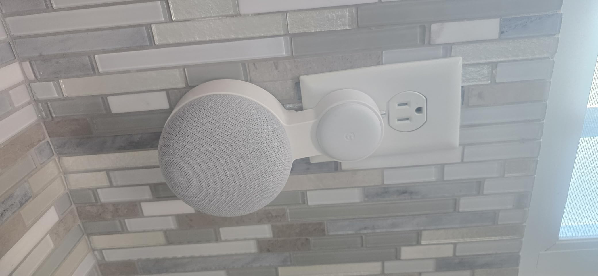 Nest Mini 2nd Generation Smart Speaker with Google Assistant - Charcoal customer photo 1