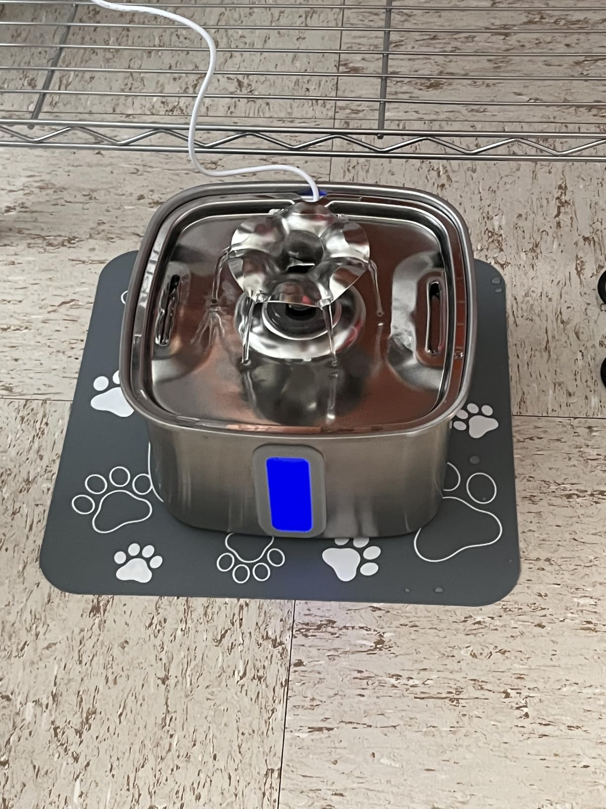 Veken Innovation Award Winner Stainless Steel Cat Water Fountain, 95oz/2.8L Automatic Pet Fountain Dog Water Dispenser with Replacement Filters & Silicone Mat, Gifts for Cats, Dogs (Silver) customer photo 2