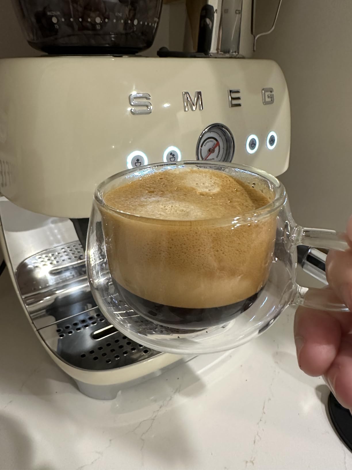 Smeg EGF03 Semi-Automatic Espresso Machine with Built-In Grinder, Dual Thermoblock, 50's Retro Style - Cream (120 V) customer photo 2