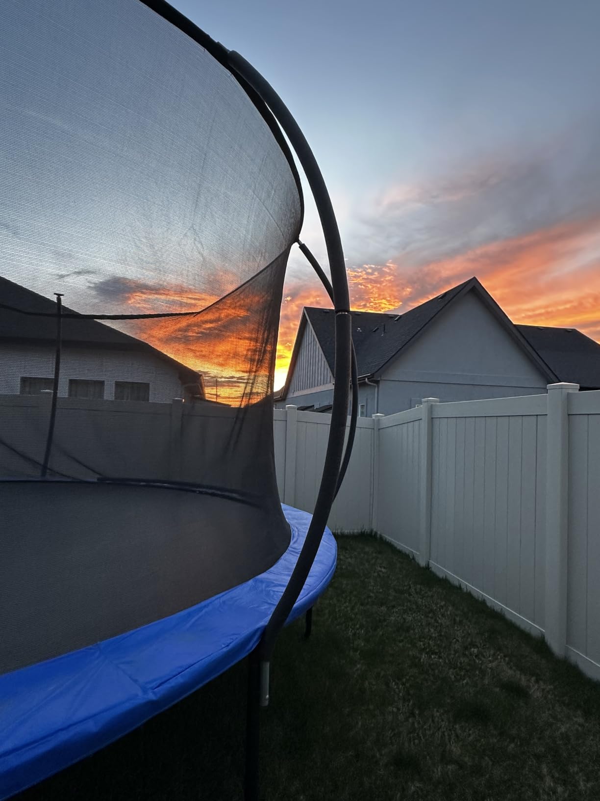JoyBerri Trampoline Outdoor - Upsurge ASTM Certified Safe 8Ft 10Ft 12Ft 14Ft 15Ft 16Ft Recreational Trampoline for Kids and Adults. Anti-Rust Coating with Enclosure Net, Ladder, Sprinkler & LED Lights customer photo 2