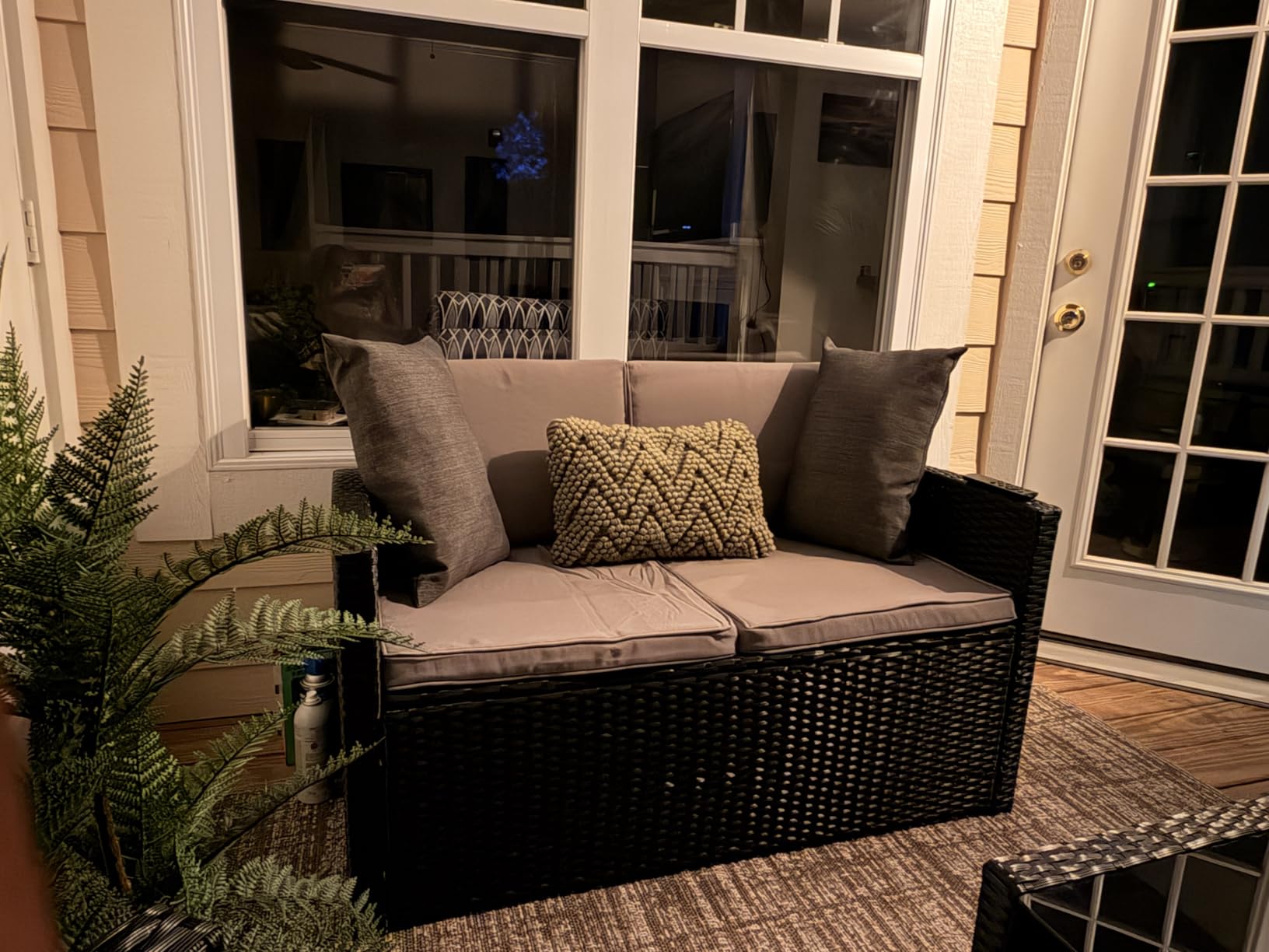 KROFEM 4-Piece Patio Furniture Set, Wicker Outdoor Rattan Sectional Sofa with Cushions and Glass Table, All-Weather Outdoor Conversation Set for Garden, Porch, Backyard, Patio, Black customer photo 1