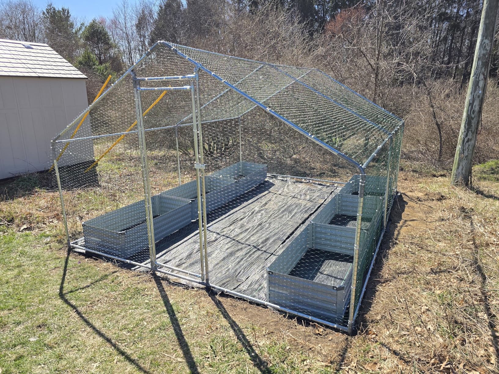 NUGRIART Large Metal Chicken Coop Walk-in Poultry Cage with Water-Resident and Anti-UV Cover Duck Rabbit Cat House Outdoor Chicken Run Pen with Spire Shaped Cage customer photo 1