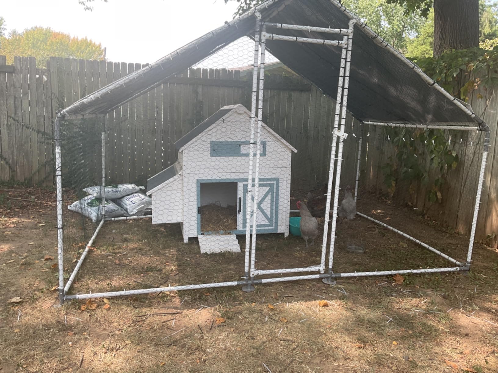 NUGRIART Large Metal Chicken Coop Walk-in Poultry Cage with Water-Resident and Anti-UV Cover Duck Rabbit Cat House Outdoor Chicken Run Pen with Spire Shaped Cage customer photo 2