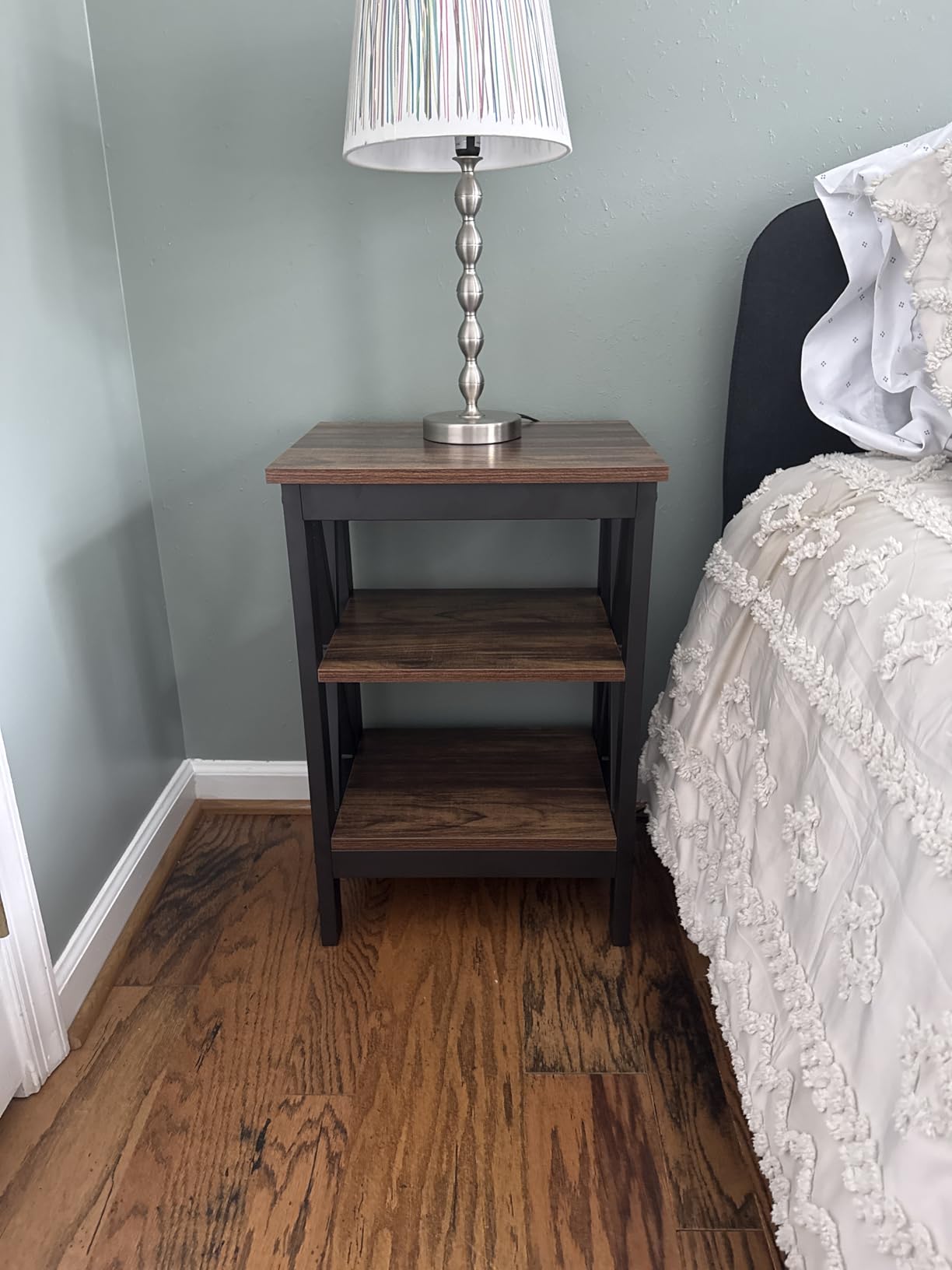 VECELO Modern Nightstands X-Design Side End Table Night Stand with Storage Shelf customer photo 1